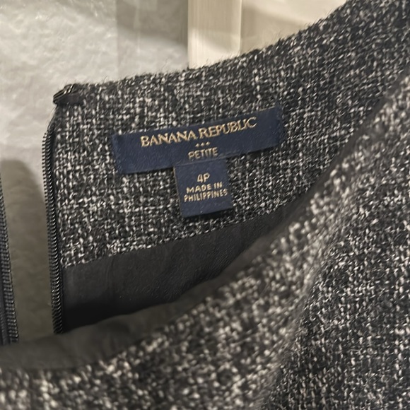 Banana Republic Tweed Dress - Picture 2 of 4